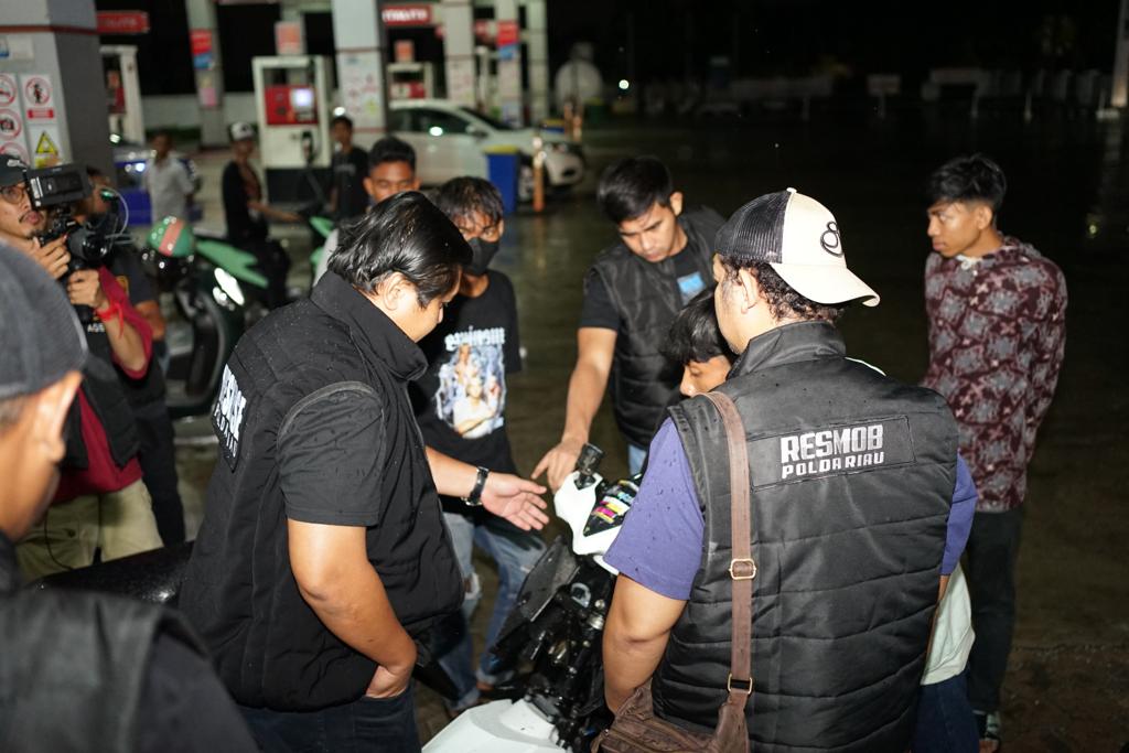 Tim Resmob Jatanras Polda Riau Berhasil Tangkap Pelaku C3 Dan Premanisme Wilayah Kota Pekanbaru - Riau